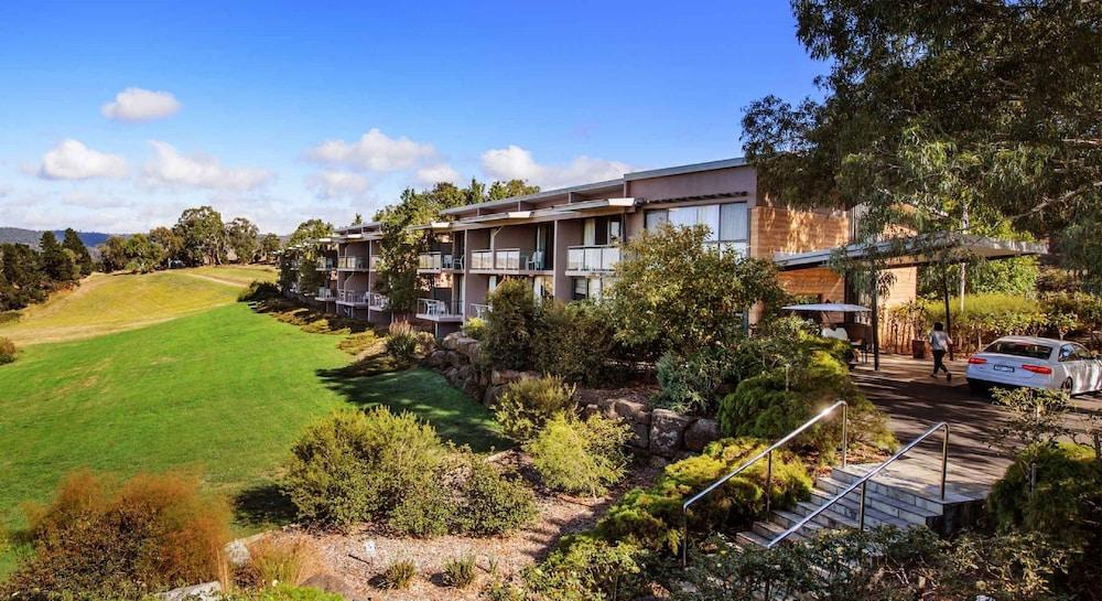 Balgownie Estate Yarra Valley Yarra Glen Exterior foto The Village
