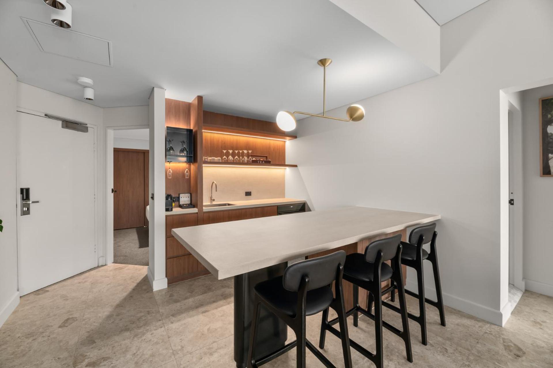 Balgownie Estate Yarra Valley Yarra Glen Habitación foto A kitchen in a typical apartment
